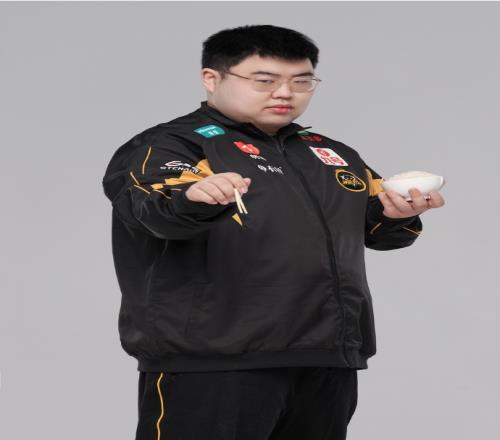 龙团先手